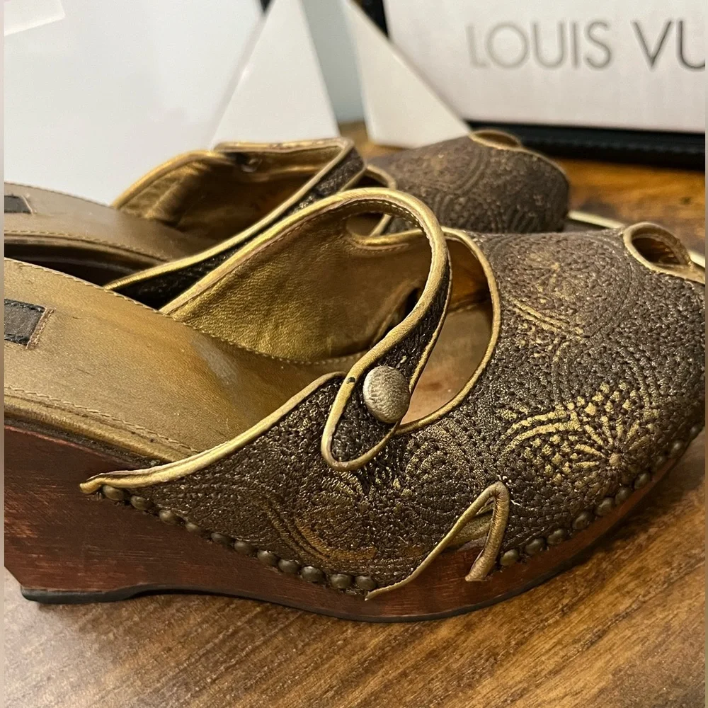 Prada Vintage Gold & Brown Wedge Shoes - Picture 3 of 7